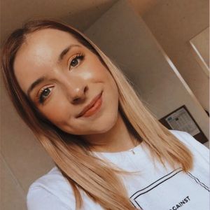 Meet your Posher, Evelyn